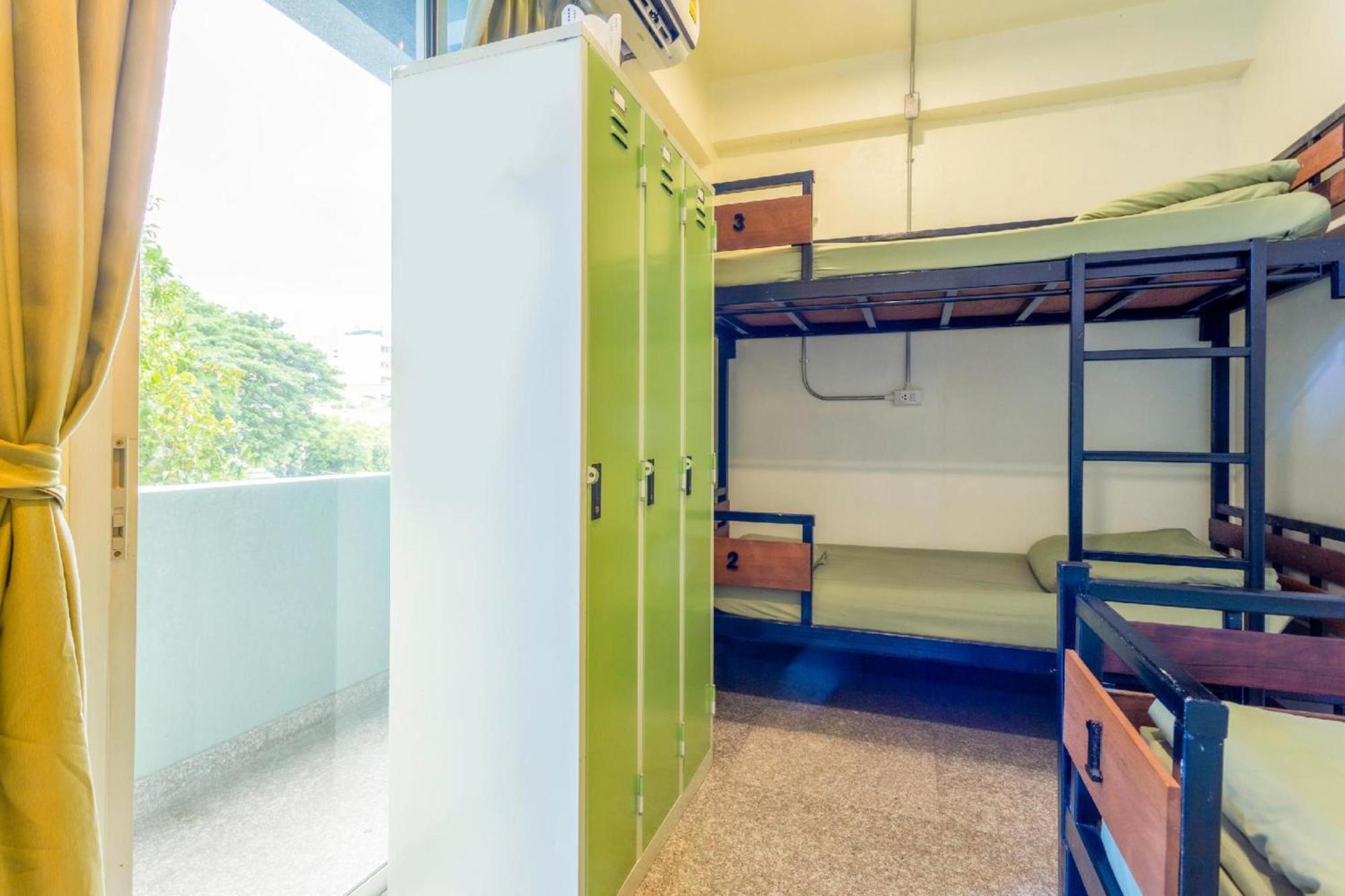 Oyo 928 Leaf Hostel Чиангмай Экстерьер фото