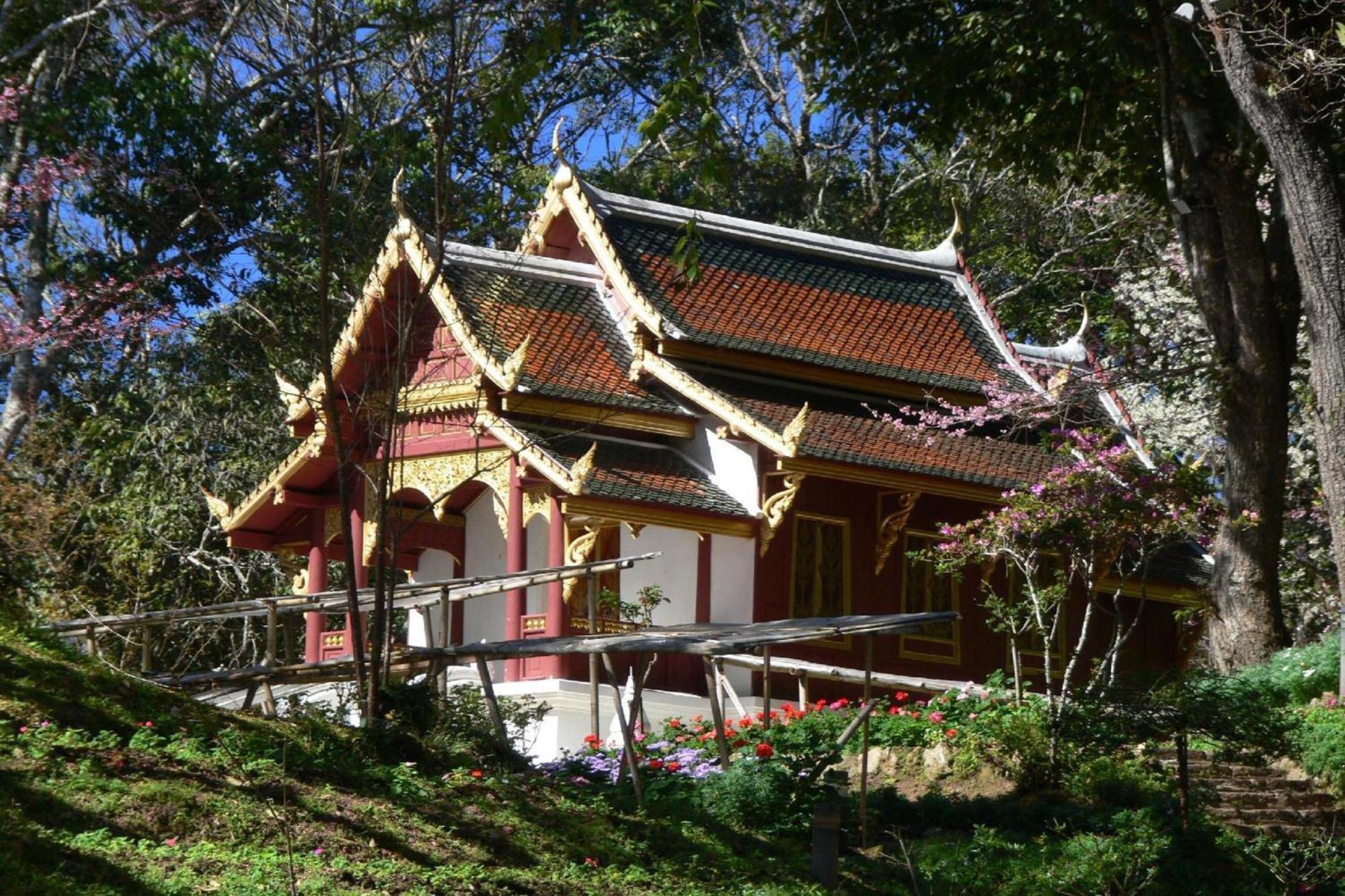 Oyo 928 Leaf Hostel Чиангмай Экстерьер фото